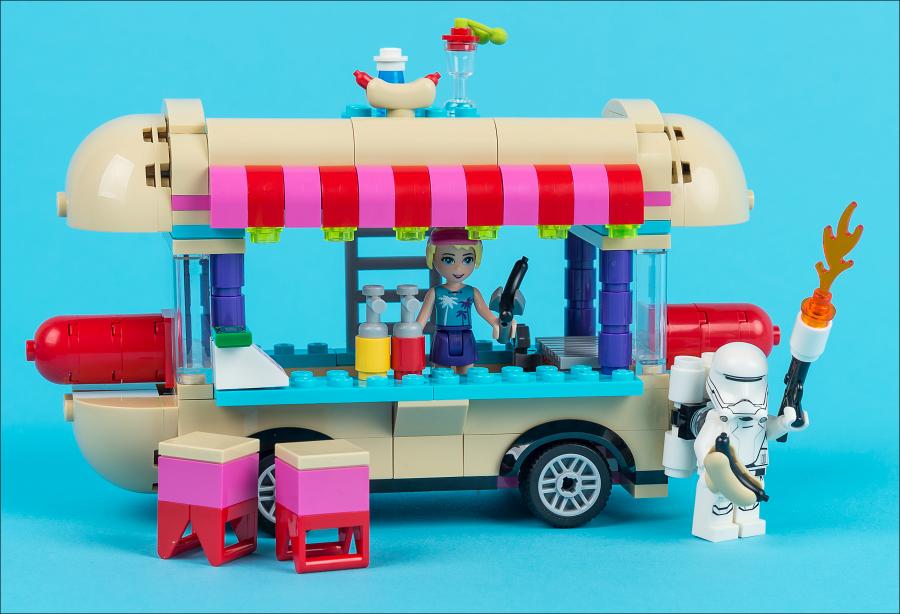 Обзор набора Lego Friends 41129 Amusement Park Hot Dog Van